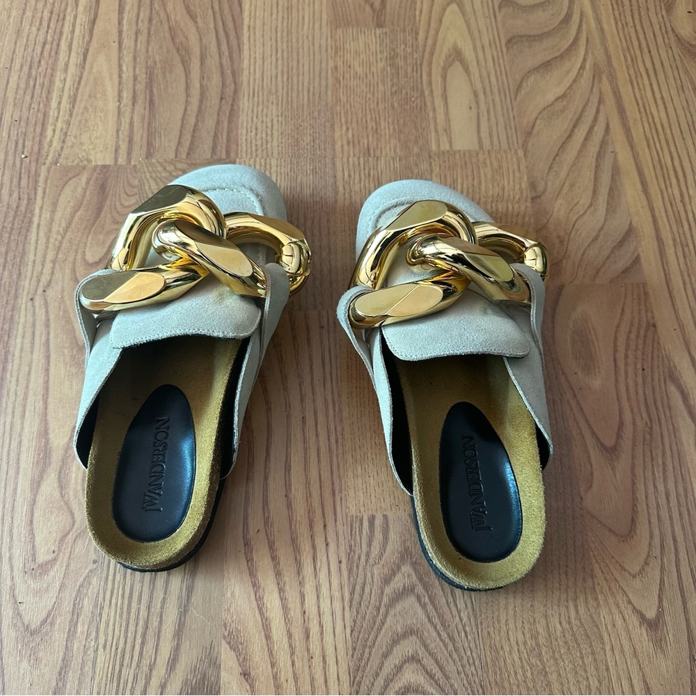JW ANDERSON Beige Suede Mules Shoes Gold Chain Accent Size 36